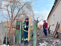 Сумська область: рятувальники проводили відновлювальні роботи на місці ворожого удару по житловому сектору