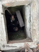 У Кропивницькому рятувальники надали допомогу чоловікові, який не міг вибратись із ями