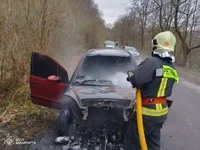 Перечинські рятувальники ліквідували загоряння автомобіля