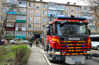 У Вінниці під час пожежі в багатоквартирному житловому будинку врятовано мати з дитиною