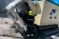 Дніпровські вогнеборці ліквідували займання вантажного автомобіля