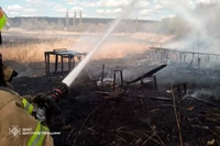 Рятувальники продовжують боротися з пожежами в екосистемах
