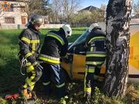 Чернівецька область: рятувальники врятували постраждалого при ДТП