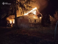 В Рівненському районі вогнеборці ліквідували пожежу у приватному господарстві