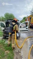 На Дубенщині рятувальники оперативно ліквідували пожежу в автомобілі