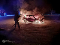Миколаївська область: вогнеборці ліквідували пожежу автомобіля