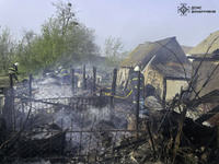 Бійці ДСНС ліквідували пожежі в господарчих спорудах