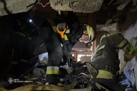 Дніпропетровщина: Із-під завалів багатоповерхівки деблоковано тіло загиблого чоловіка