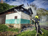 Чернівецький район: вогнеборці врятували від знищення 2 споруди