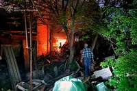 М. Дніпро: під час гасіння пожежі в будинку, співробітники ДСНС врятували жінку