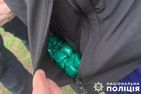 У Дніпровському районі столиці поліцейські затримали наркозбувача