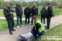 Слідчі поліції Києва викрили посадовця Деснянської РДА в отриманні неправомірної вигоди