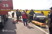 Кам’янський район: фахівці ДСНС деблокували травмованого водія з пошкодженого внаслідок ДТП автомобіля