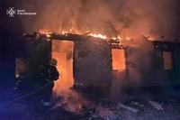 Рятувальники ліквідували пожежу житлового будинку у Дубенському районі
