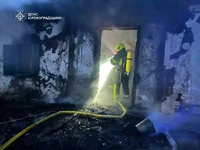 На Кіровоградщині під час гасіння пожежі у житловому будинку рятувальники виявили тіла 47-річної жінки та її 6-річної доньки