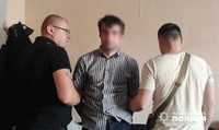 За хуліганські дії в центрі міста поліцейські Дніпра встановили 37-річного чоловіка