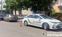 Поліція Полтавщини з’ясовує обставини ДТП за участю службового автомобіля в Кременчуці