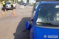 У Хмельницькому поліцейські встановлюють обставини ДТП, внаслідок якої загинув 77-річний пенсіонер