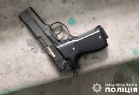 Поліція Полтави вилучила зброю у місцевого мешканця