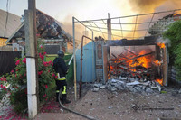 М. Нікополь: внаслідок обстрілу сталася пожежа на території одного з приватних домоволодінь