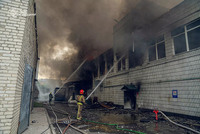 Сумська область: рятувальники локалізували пожежу на підприємстві