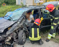 Рятувальники деблокували загиблого водія з понівеченої внаслідок ДТП автівки