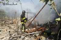 У Нікополі рятувальники ліквідували пожежу, що виникла внаслідок ворожого обстрілу