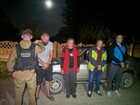 Незаконна нічна подорож завершилась на українсько-румунському кордоні