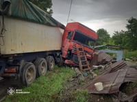 Львів: рятувальники ліквідували наслідки ДТП